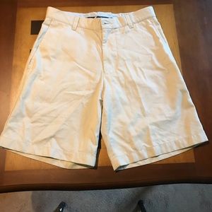 Southern tide shorts waist  28